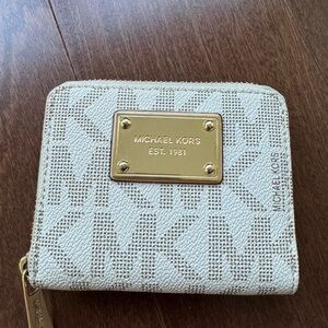 Michael Kors Beige and Gold Wallet